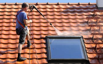 roof cleaning Cascob, Powys